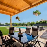 Villa Luan Near Pula By Istrabook